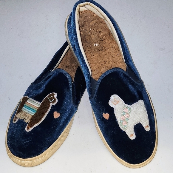 SOLUDOS LLAMAS IN LOVE Blue Velvet Sherpa Embroidered Sneakers Size 8 - Picture 16 of 16